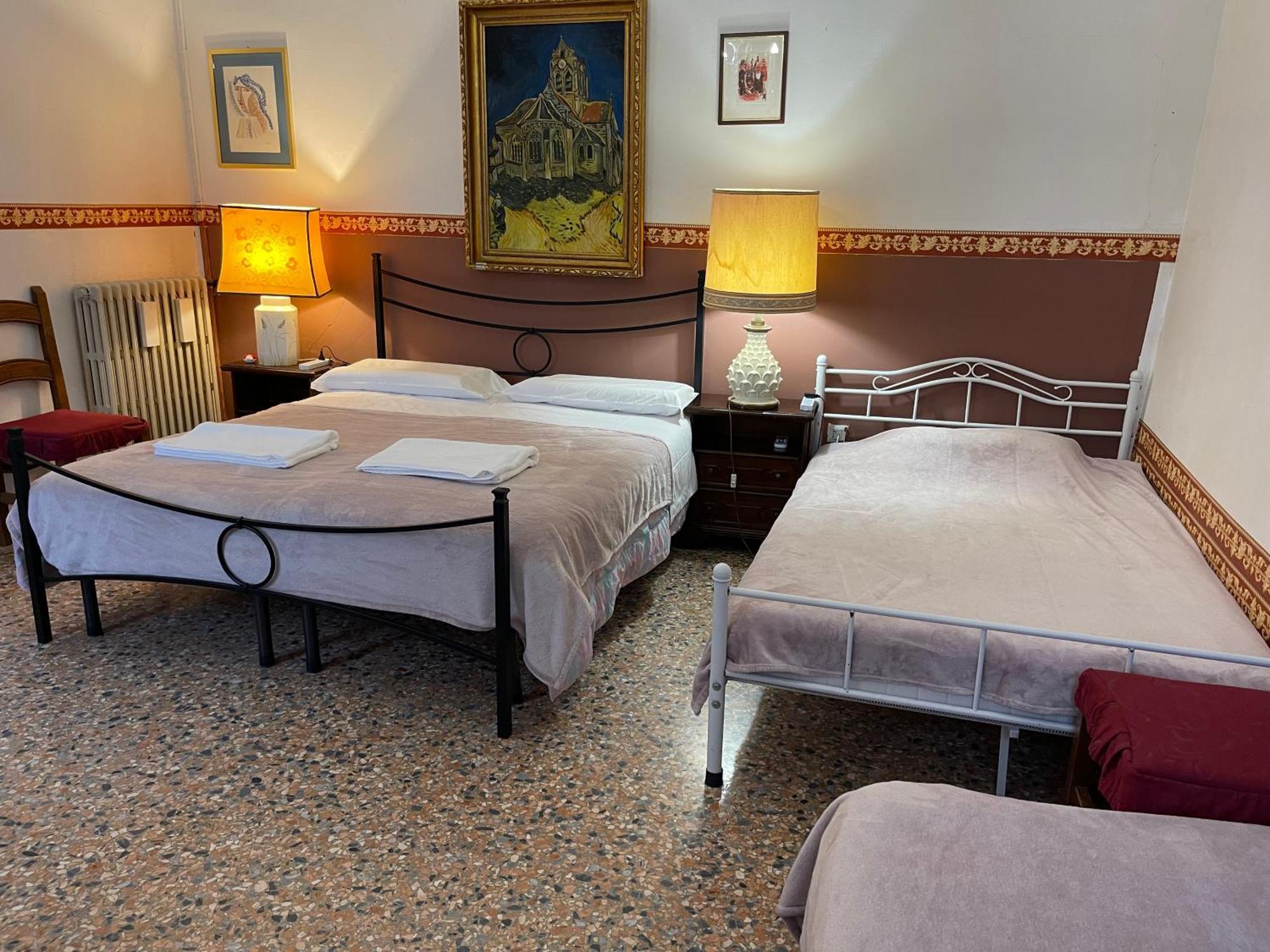 Princess Guest House Canal View Veneţia Exterior foto