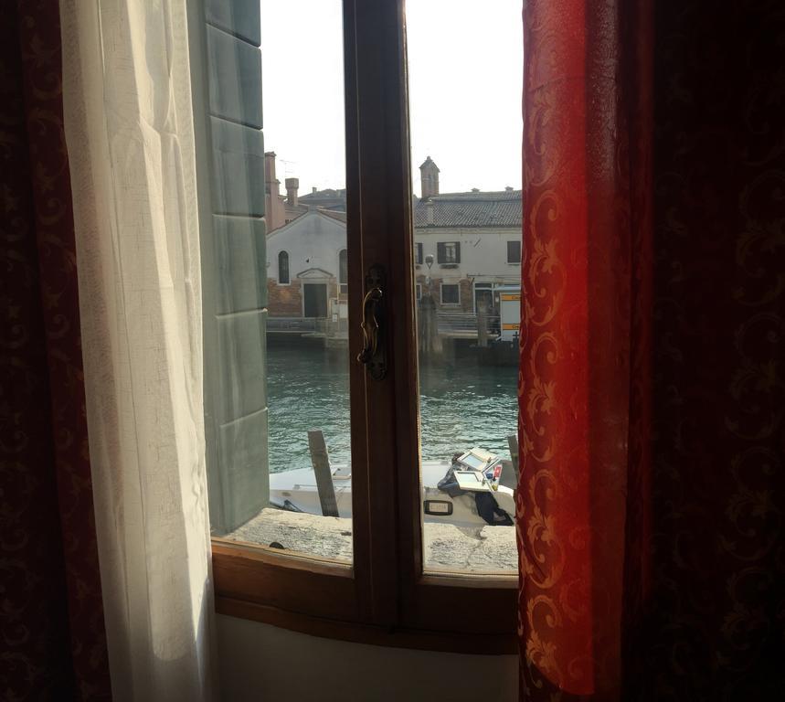 Princess Guest House Canal View Veneţia Exterior foto