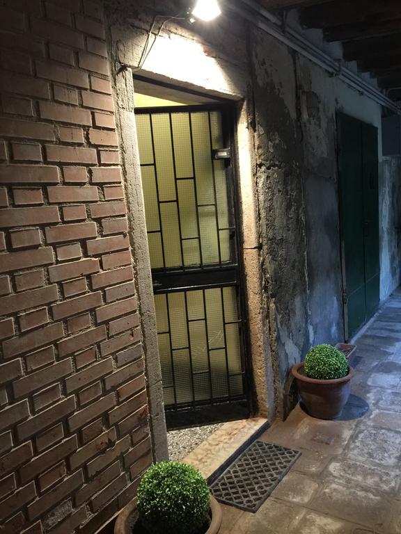 Princess Guest House Canal View Veneţia Exterior foto