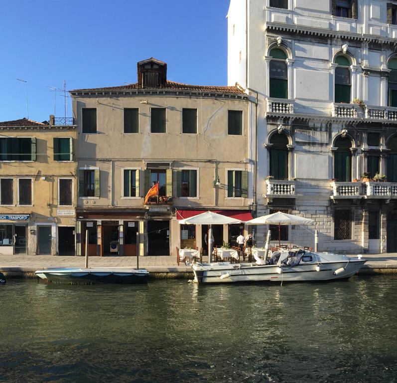 Princess Guest House Canal View Veneţia Exterior foto