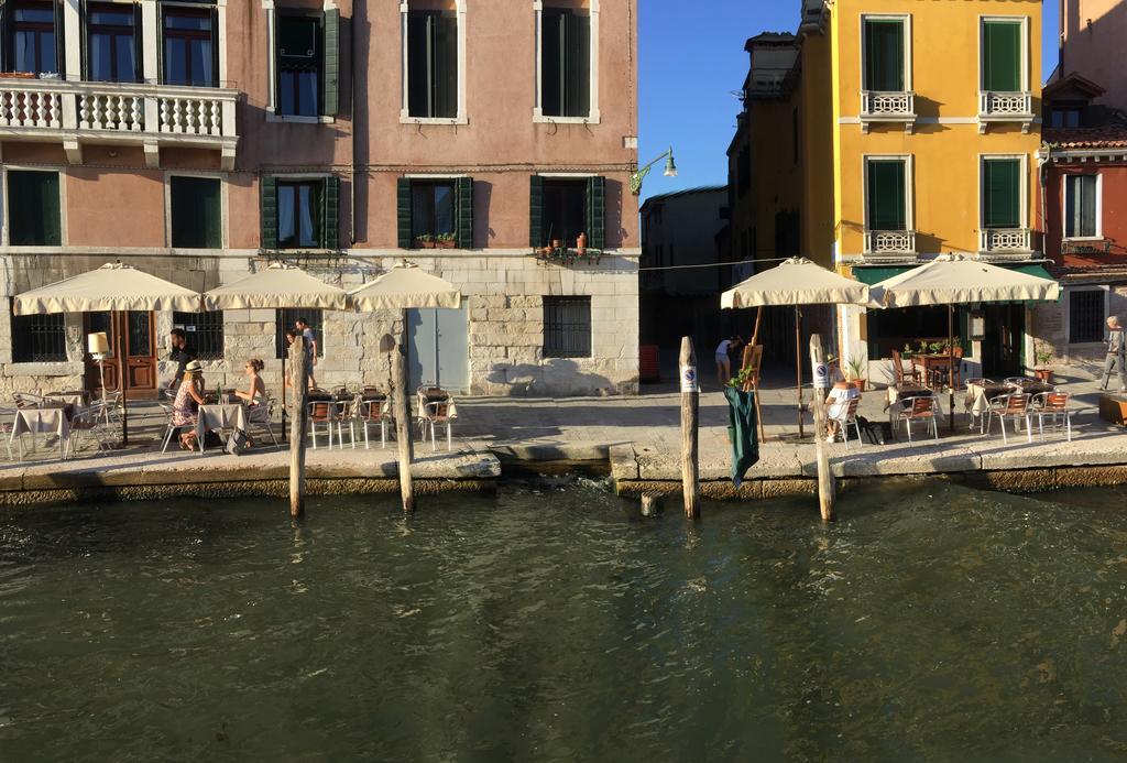 Princess Guest House Canal View Veneţia Exterior foto